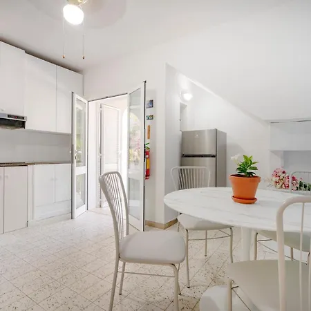 Guesthost - Casa Rosamarina Ostuni * 罗萨玛里纳