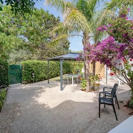 Guesthost - Casa Rosamarina Ostuni * Rosa Marina